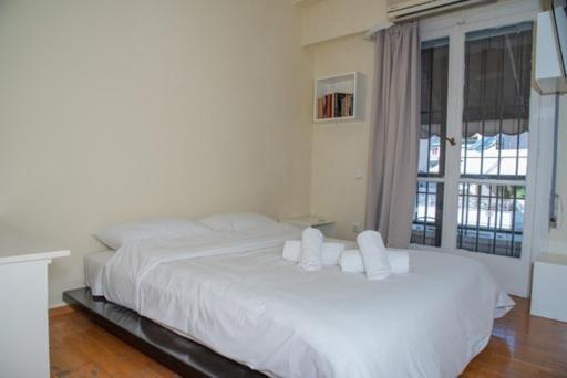 Theodore'S Maisonette Next To The Metro Station Atenas Exterior foto